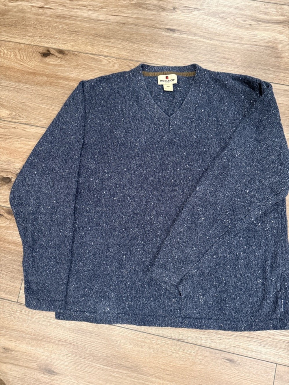 Woolrich Men's Navy Heather V-Neck Sweater vintage cottage core